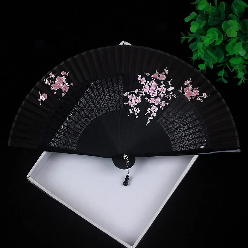Antiquity Folding Fan Chinese Classical Sprinkle Gold Silver Exquisite Hand Fan Hanfu Cheongsam Ventilador Catwalk Photo Props