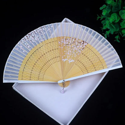 Antiquity Folding Fan Chinese Classical Sprinkle Gold Silver Exquisite Hand Fan Hanfu Cheongsam Ventilador Catwalk Photo Props